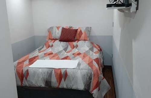 San Bartolome Milpas Altas House | Containers Village
