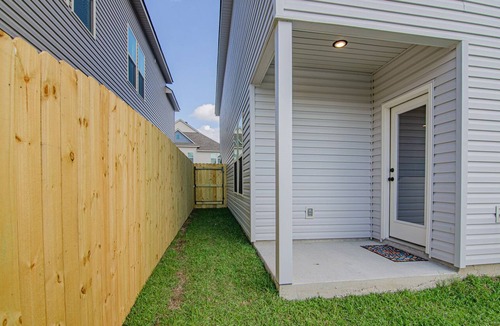 Highlands - Perkins Condo | Contemporary, centrally located townhome near LSU!