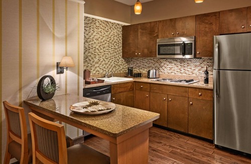 Gainey Village Villas Hotel | Convenient Stay, Superb Location! Near Portalis Office Park, Free Parking!