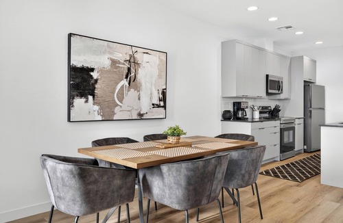 Villa De Paz House | Copper Sky Townhome - Pool & Gym