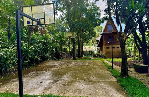 Santiago Atitlan Ski Chalet | Cottage by the Lake- wifi/breakfast/washing machine