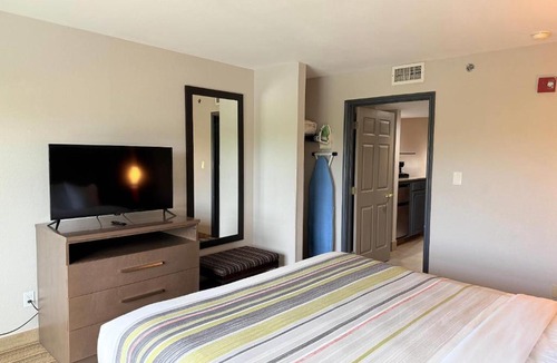Harlingen Hotel | Country Inn & Suites by Radisson, Harlingen, TX