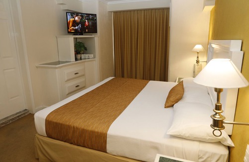 Guadalajara Hotel | Country Plaza