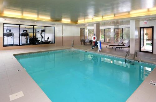 Sprague Hotel | Courtyard Beckley