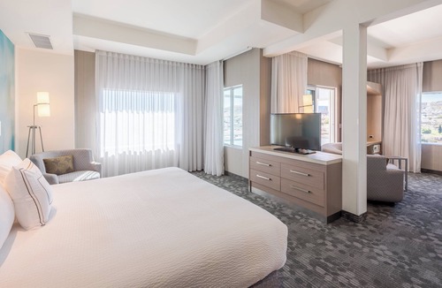 Chihuahua Hotel | Courtyard by Marriott Chihuahua
