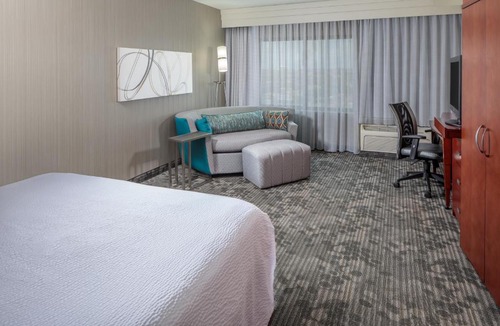 South Central Houston Hotel | Courtyard by Marriott Houston Medical Center/NRG Park