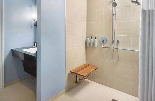 French Quarter Hotel | Courtyard by Marriott New Orleans French Quarter/Iberville