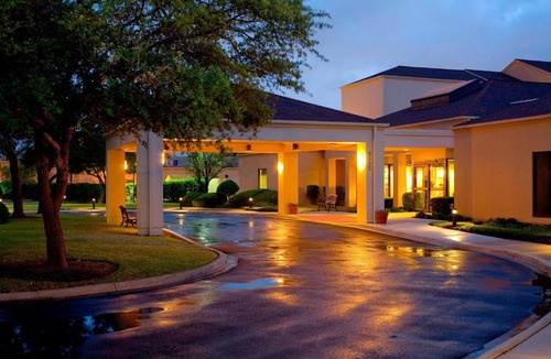 Medical Center District Hotel | Courtyard by Marriott San Antonio Medical Center