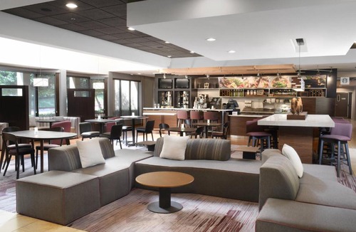 Las Colinas Hotel | Courtyard Dallas Las Colinas