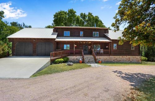Martindale House | Cousins River Retreat