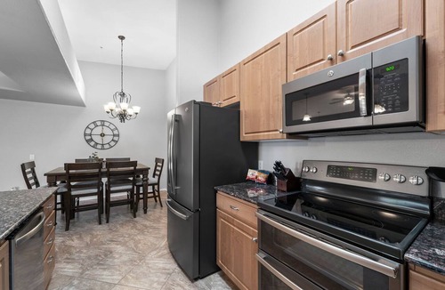 Parkwood Ranch Condo | Coyote Cactus Pool side 3/2