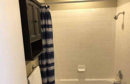 Georgetown Apartment | Cozy 2 Bd 1 Bath apartment