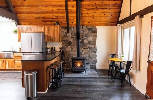 Kachina Village Cabin | Cozy A-Frame with Fenced Yard