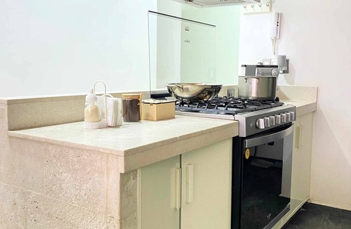 Benito Juarez Apartment | Cozy apartment - Few Steps away from WTC & Pepsi Center