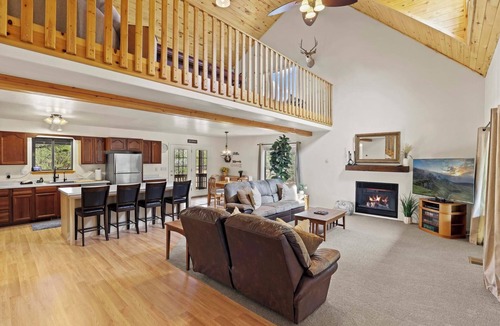 Forests Trails Cabin | Cozy Cabin Retreat - 3BR-3BA + Firepit & Fireplace