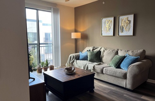 North Burnet Apartment | Cozy & Convenient 1 Bedroom Apt. at the Domain
