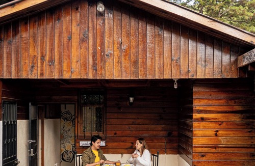 Santa Catarina Barahona Cabin | Cozy Forest Cabin w/Fire Pit Gated Community - Near Guatemala City
