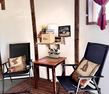 Mountain Home Other | Cozy Glamping Yurt with Wildlife Views near Mountain Home, Texas