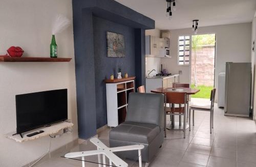 Playon la Gloria House | Cozy House with Private Garden in Pachuca