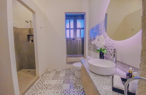 Puebla Historic Center House | Cozy 1-bedroom suite in amazing Puebla with King size bed, WiFi and bathtub