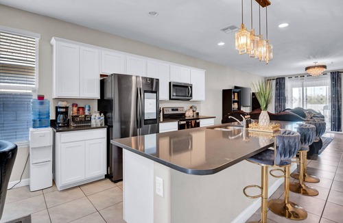 Rogers Ranch House | Cozy Phoenix Home 3 Bedrooms + Office New Community & Fast Wi-Fi