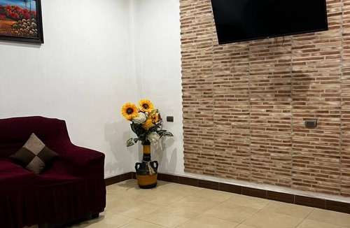 Zona 1 Apartment | Cozy Private Home in the Heart of San Pedro [ Incredible Lake Views].
