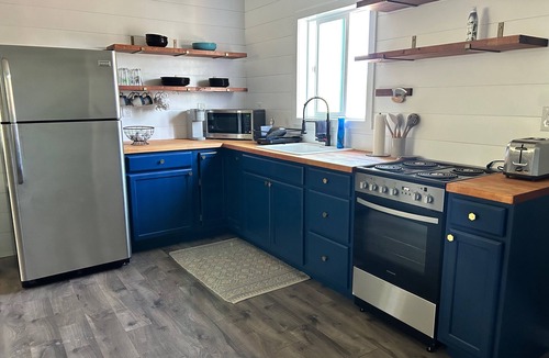 Encinitas Apartment | Cozy studio in brilliant Encinitas with WiFi, AC