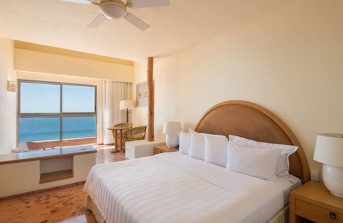 San Jose del Cabo Hotel | Cozy Studio Retreat Near the Beach