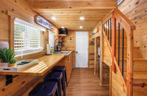 Dripping Springs House | Cozy Tiny House in Dripping Springs w/Sunset Views & Romantic Fireplace