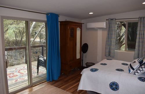 Sonoita Cabin | Creekside Madera Canyon Cabin close to Trailheads for hiking and birdwatching