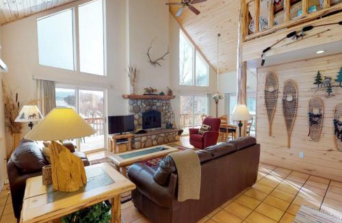 Pagosa Springs House | Creekside (upper level)