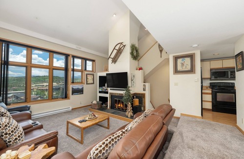 Winter Park Condo | Crestview Place Unit 607 Spacious with mt views & private decks family friendly