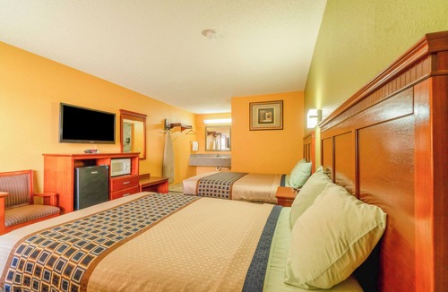 Denver City Hotel | Crown Inn