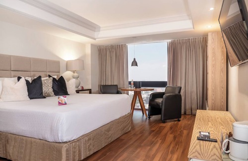 Monterrey Centro Hotel | Crowne Plaza Monterrey by IHG