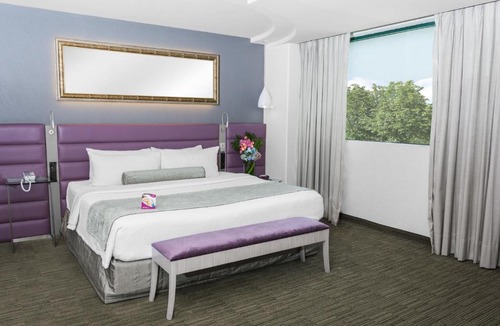 Toluca Hotel | Crowne Plaza Toluca - Lancaster by IHG