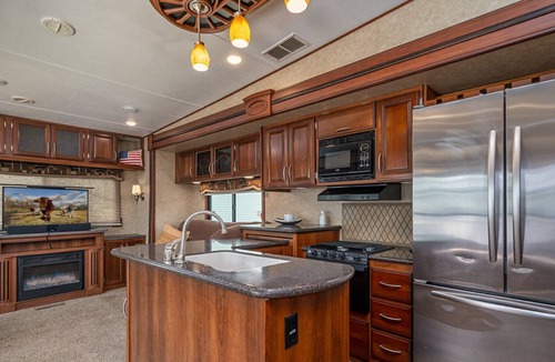 Tyler House | Crusader Fifth Wheel