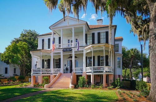 The Bluff Hotel | Cuthbert House