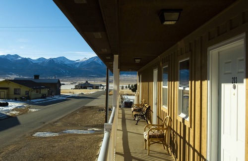 Westcliffe Hotel | Dark Sky Suites