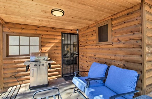 Pinetop-Lakeside House | Deck & Grill: Pet-Friendly Lakeside Cabin