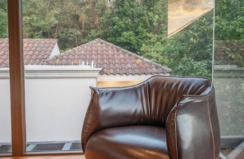Alotenango House | Delightful 10-bedroom house with AC, few minutes away from Antigua Guatemala.