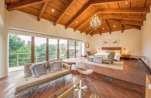 Alotenango House | Delightful 10-bedroom house with AC, few minutes away from Antigua Guatemala.
