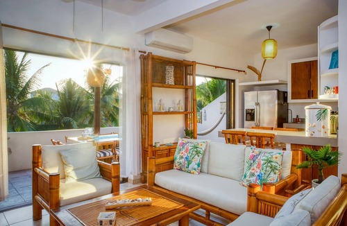 Monterrico Condo | DELUXE PENTHOUSE VILLA THE PALMS