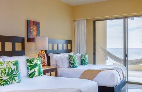 South Shore Hotel Area Resort | Deluxe Room Unparalleled ocean views from suite’s private terraces