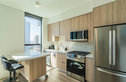 Downtown Phoenix Hotel | Deluxe Stay 5mins to Convention Center