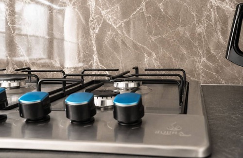 Acapantzingo Apartment | Deluxe Suite King size bed, kitchen and internet. Near event gardens 6