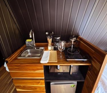 Jilotepec de Abasolo Cabin | DenHills