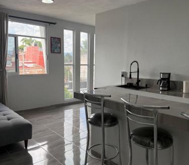 Maravatio Apartment | Depto Centrico con vista y cocina equipada
