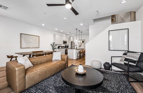 Villa De Paz House | Desert Escape Townhome - Pool & Gym