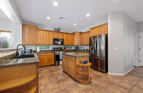 Power Ranch House | Desert Oasis - Heated Pool w/Waterfall and Grotto