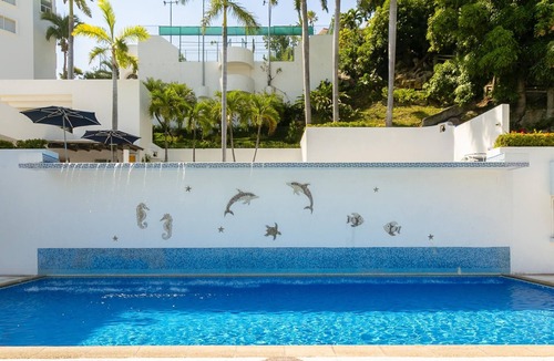 Las Brisas Apartment | Diamond Breezes Luxury